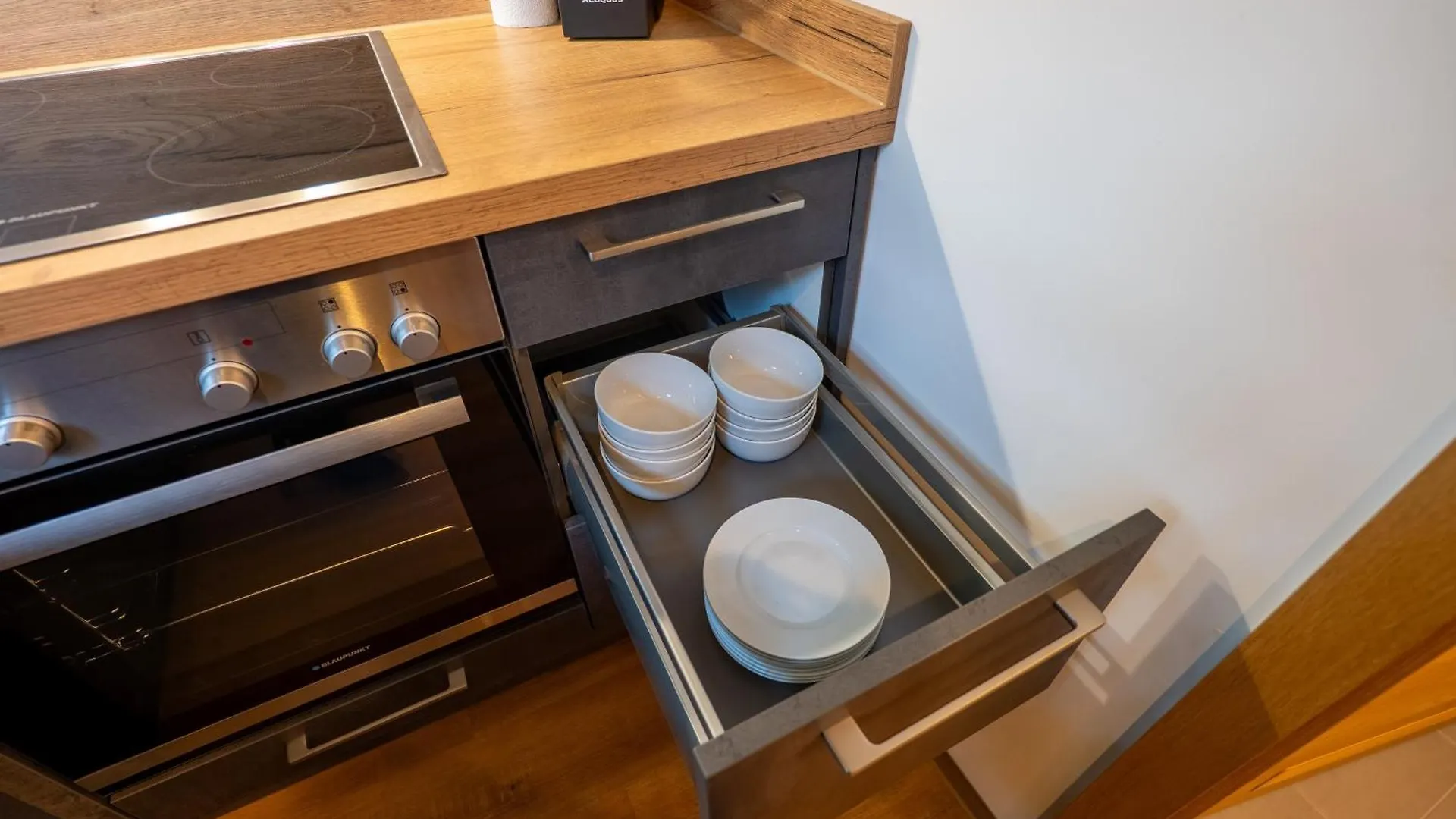 Mihalca Studio Apartments Guenzburg
